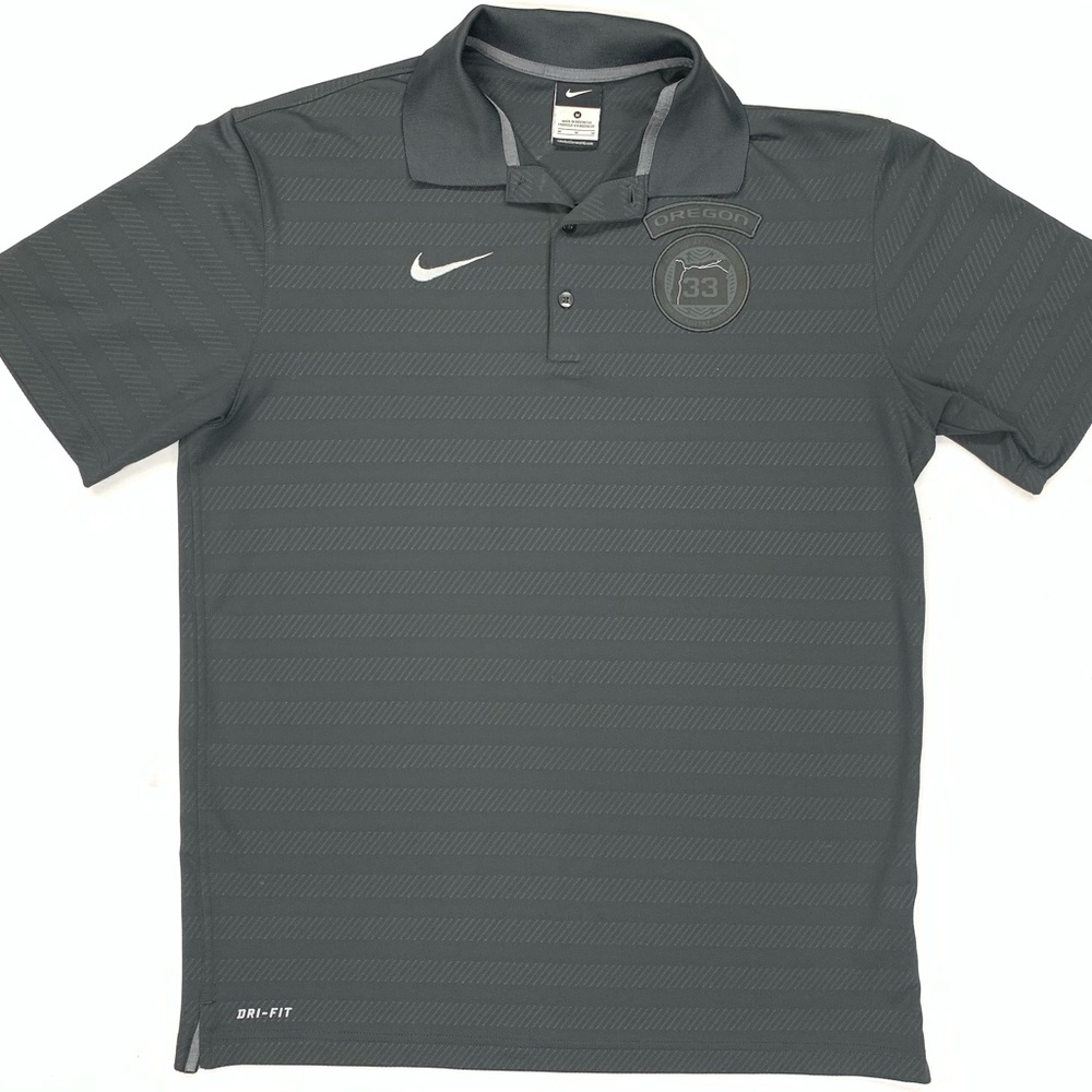 Nike Oregon Alis Volat Propriis Agitat Molem Polo
